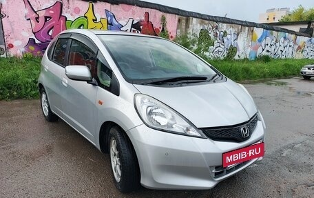 Honda Fit III, 2012 год, 760 000 рублей, 2 фотография