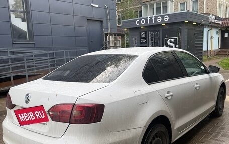 Volkswagen Jetta VI, 2012 год, 795 000 рублей, 4 фотография