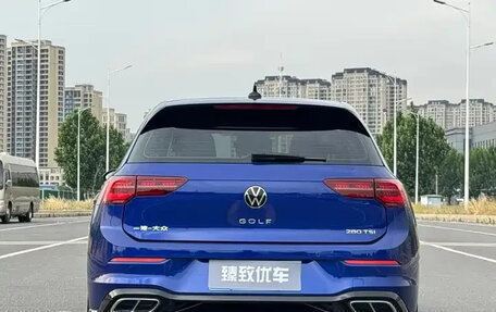 Volkswagen Golf VIII, 2021 год, 1 959 999 рублей, 9 фотография