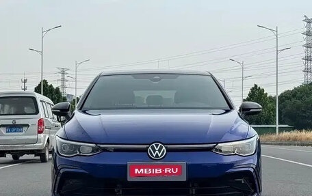 Volkswagen Golf VIII, 2021 год, 1 959 999 рублей, 2 фотография