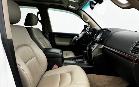 Toyota Land Cruiser 200, 2011 год, 3 200 000 рублей, 10 фотография