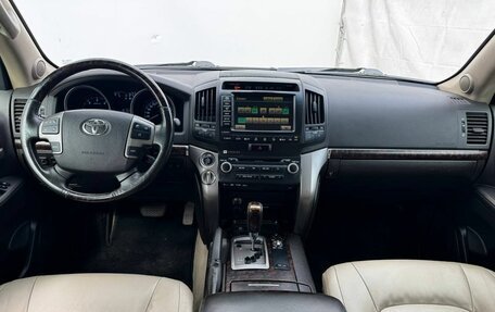 Toyota Land Cruiser 200, 2011 год, 3 200 000 рублей, 9 фотография