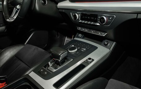 Audi Q5, 2018 год, 2 940 000 рублей, 12 фотография