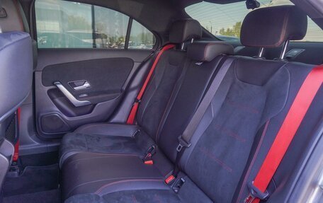 Mercedes-Benz A-Класс AMG, 2021 год, 3 800 000 рублей, 16 фотография