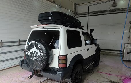 Mitsubishi Pajero III рестайлинг, 1995 год, 735 000 рублей, 5 фотография