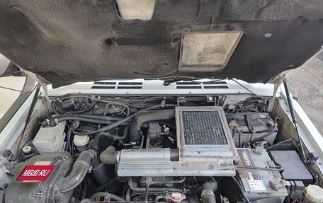 Mitsubishi Pajero III рестайлинг, 1995 год, 735 000 рублей, 14 фотография