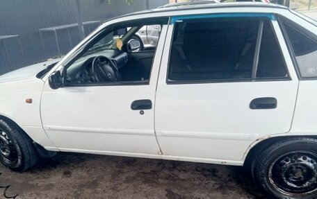 Daewoo Nexia I рестайлинг, 2010 год, 110 000 рублей, 10 фотография