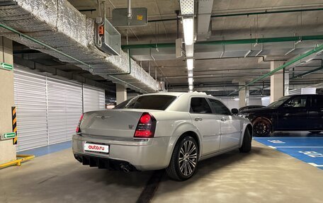 Chrysler 300C II, 2005 год, 1 850 000 рублей, 4 фотография