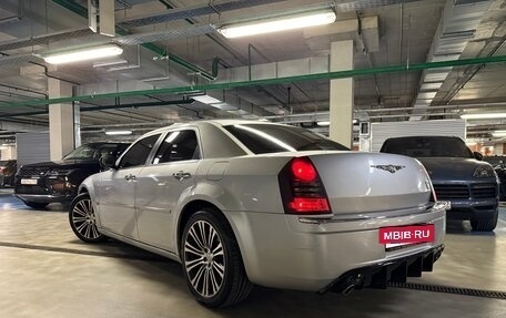 Chrysler 300C II, 2005 год, 1 850 000 рублей, 5 фотография