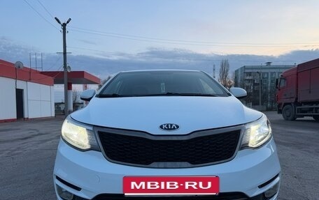 KIA Rio III рестайлинг, 2016 год, 820 000 рублей, 2 фотография