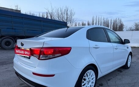 KIA Rio III рестайлинг, 2016 год, 820 000 рублей, 6 фотография