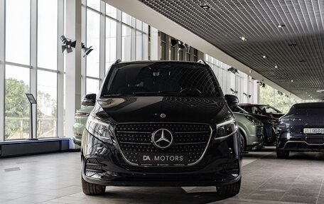 Mercedes-Benz V-Класс, 2025 год, 20 000 000 рублей, 12 фотография