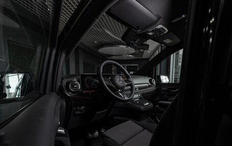 Mercedes-Benz V-Класс, 2025 год, 20 000 000 рублей, 23 фотография