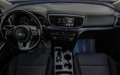 KIA Sportage IV рестайлинг, 2019 год, 1 999 000 рублей, 7 фотография