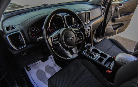 KIA Sportage IV рестайлинг, 2019 год, 1 999 000 рублей, 12 фотография
