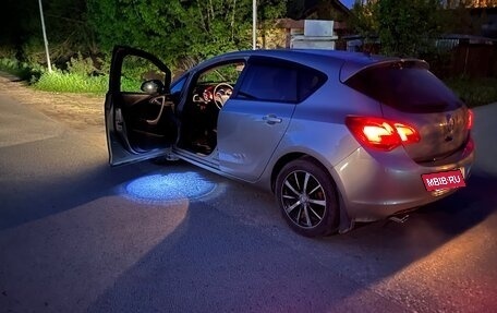 Opel Astra J, 2010 год, 560 000 рублей, 7 фотография