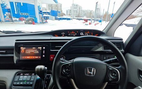 Honda Stepwgn IV, 2015 год, 1 800 000 рублей, 12 фотография