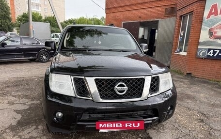 Nissan Pathfinder, 2012 год, 1 100 000 рублей, 2 фотография