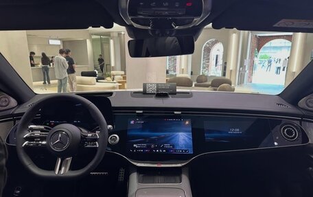 Mercedes-Benz S-Класс, 2026 год, 24 000 000 рублей, 9 фотография