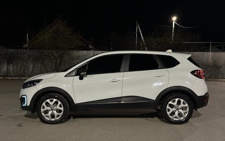 Renault Kaptur I рестайлинг, 2017 год, 1 375 000 рублей, 9 фотография