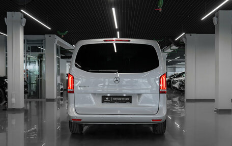 Mercedes-Benz V-Класс, 2016 год, 3 700 000 рублей, 6 фотография