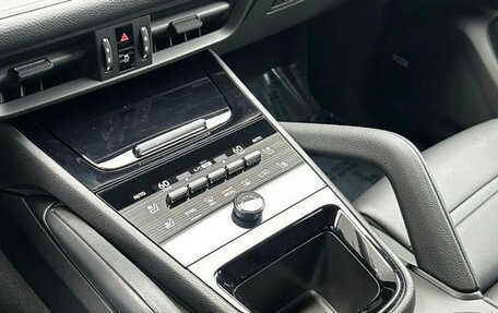 Porsche Cayenne III, 2025 год, 12 990 000 рублей, 17 фотография