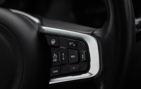 Jaguar F-Pace, 2017 год, 2 369 000 рублей, 15 фотография