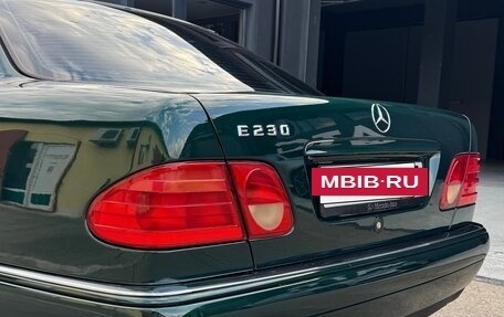 Mercedes-Benz E-Класс, 1997 год, 700 000 рублей, 9 фотография