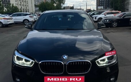 BMW 1 серия, 2018 год, 3 150 000 рублей, 11 фотография