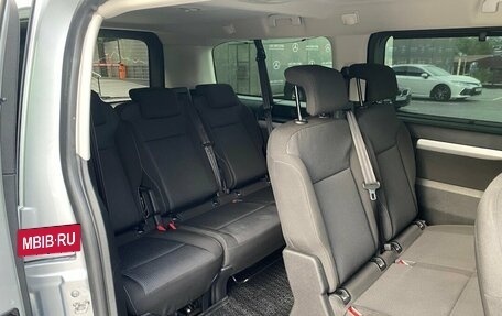 Peugeot Traveller I, 2020 год, 3 490 000 рублей, 16 фотография