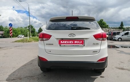 Hyundai ix35 I рестайлинг, 2012 год, 1 000 000 рублей, 6 фотография