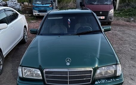 Mercedes-Benz C-Класс, 1999 год, 450 000 рублей, 1 фотография
