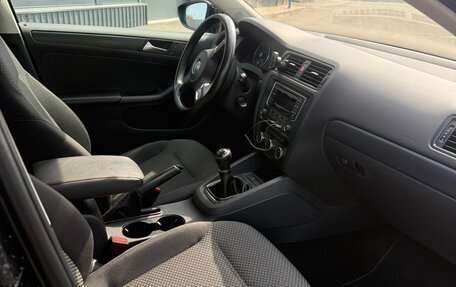Volkswagen Jetta VI, 2014 год, 990 000 рублей, 10 фотография