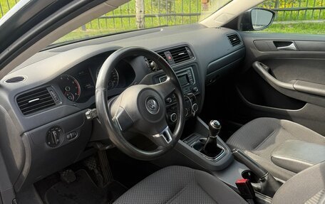 Volkswagen Jetta VI, 2014 год, 990 000 рублей, 9 фотография