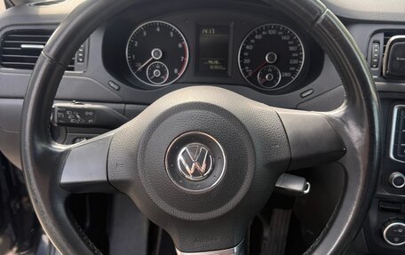Volkswagen Jetta VI, 2014 год, 990 000 рублей, 8 фотография