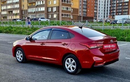 Hyundai Solaris II рестайлинг, 2017 год, 1 245 000 рублей, 4 фотография