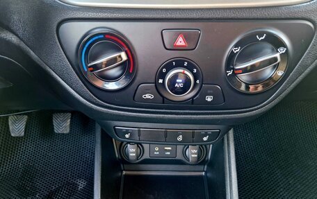 Hyundai Solaris II рестайлинг, 2017 год, 1 245 000 рублей, 22 фотография