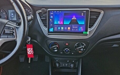 Hyundai Solaris II рестайлинг, 2017 год, 1 245 000 рублей, 23 фотография