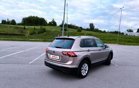 Volkswagen Tiguan II, 2021 год, 2 850 000 рублей, 7 фотография