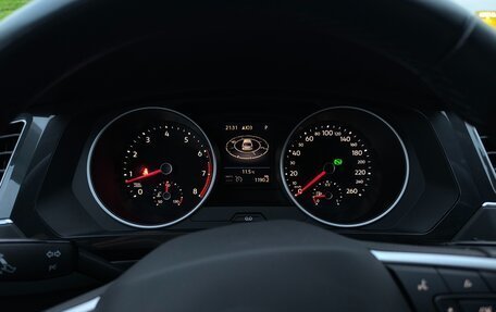 Volkswagen Tiguan II, 2021 год, 2 850 000 рублей, 21 фотография