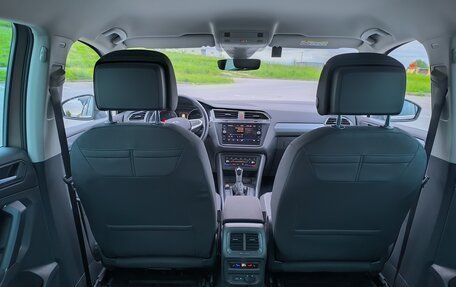 Volkswagen Tiguan II, 2021 год, 2 850 000 рублей, 32 фотография