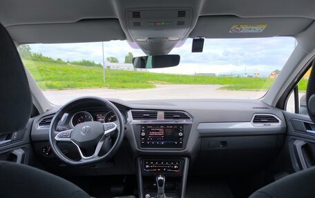 Volkswagen Tiguan II, 2021 год, 2 850 000 рублей, 30 фотография