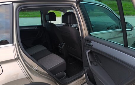 Volkswagen Tiguan II, 2021 год, 2 850 000 рублей, 35 фотография