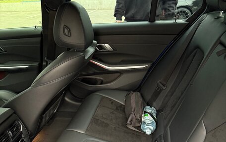BMW 3 серия, 2021 год, 4 100 000 рублей, 17 фотография