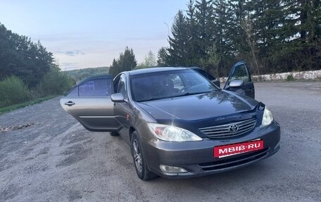 Toyota Camry V40, 2003 год, 680 000 рублей, 10 фотография