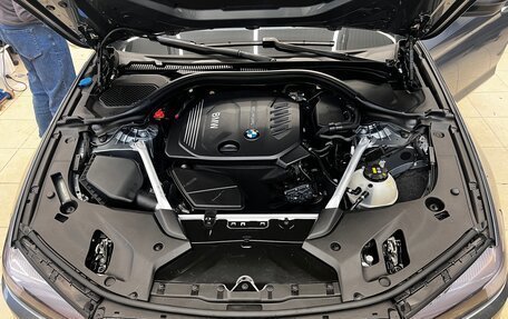 BMW 5 серия, 2018 год, 3 200 000 рублей, 11 фотография