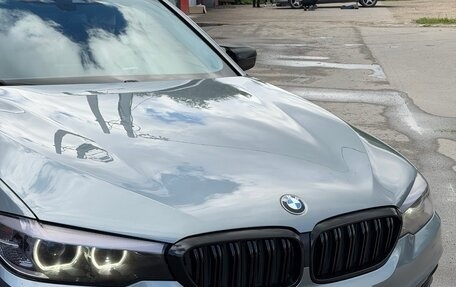 BMW 5 серия, 2018 год, 3 200 000 рублей, 3 фотография