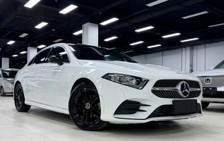 Mercedes-Benz A-Класс, 2022 год, 2 230 555 рублей, 2 фотография