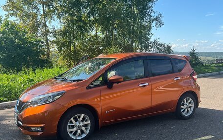 Nissan Note II рестайлинг, 2018 год, 1 500 000 рублей, 2 фотография