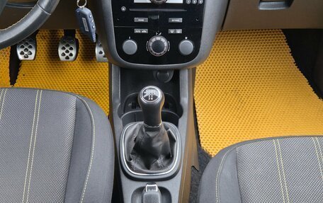 Opel Corsa D, 2011 год, 500 000 рублей, 11 фотография